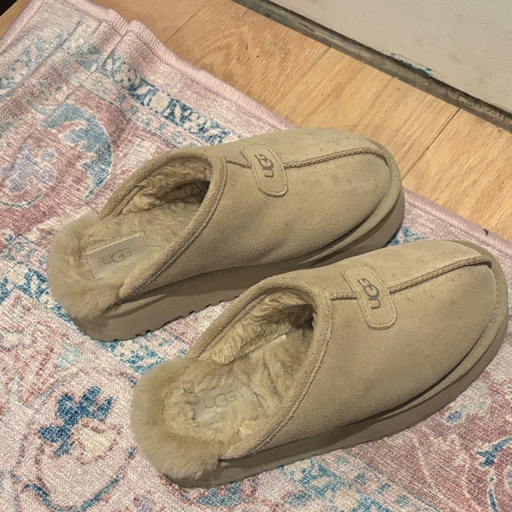 UGG Discoquette Slide Slipper